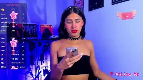 Snapshot of jadebenett chatting on February 28, 12:20 pm Jade Benett online show from February 28, 12:20 pm