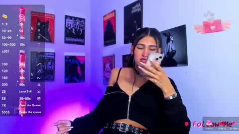 Snapshot of jadebenett chatting on March 7, 2:04 am Jade Benett online show from March 7, 2:04 am