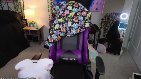 Bunnie Jade online show from March 11, 3:37 am