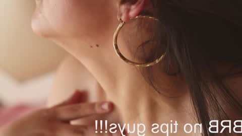 jadeestudios online show from December 27, 8:07 pm