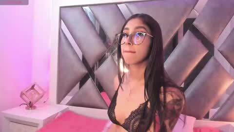 jadeestudios online show from February 22, 9:26 pm