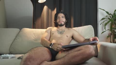 Jaden Feynman online show from February 12, 3:01 am