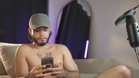 Jaden Feynman online show from March 4, 5:02 am