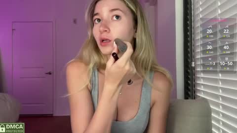 Snapshot of jadewilkinson chatting on April 15, 10:10 pm jadewilkinson online show from April 15, 10:10 pm