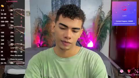 javi15  online show from December 4, 3:27 am