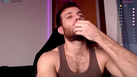 Edward online show from December 5, 5:39 pm