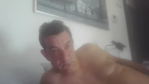 Snapshot of jag8637 chatting on May 25, 9:37 am jag8637 online show from May 25, 9:37 am