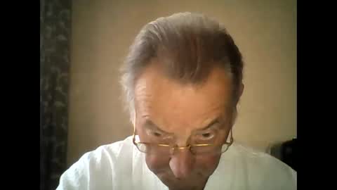 Snapshot of jahanc01 chatting on October 5, 5:06 am Malko online show from October 5, 5:06 am