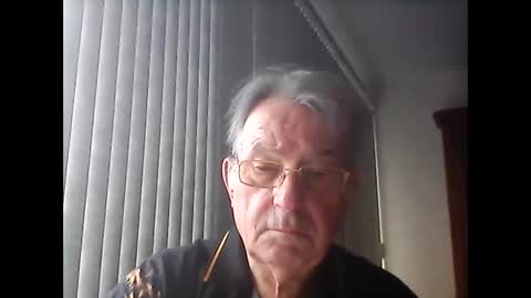 Snapshot of jahanc01 chatting on October 18, 11:33 am Malko online show from October 18, 11:33 am