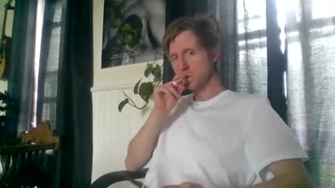 Snapshot of jahboicanyababy chatting on July 1, 11:23 am jahboicanyababy online show from July 1, 11:23 am