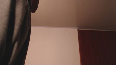 Snapshot of jaico_santos chatting on November 27, 11:18 pm jaico_santos online show from November 27, 11:18 pm