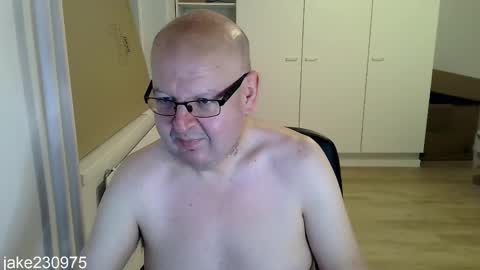 Jake2309 online show from November 15, 7:10 pm