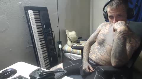 Snapshot of jake265897 chatting on September 26, 5:11 am showingitoff online show from September 26, 5:11 am