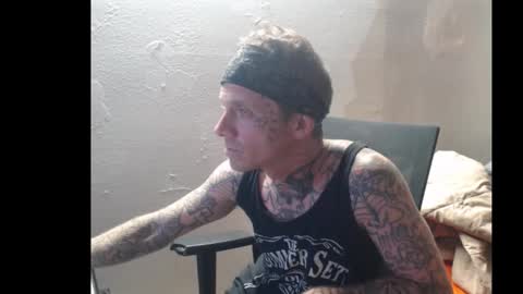 Snapshot of jake265897 chatting on October 20, 5:08 am showingitoff online show from October 20, 5:08 am