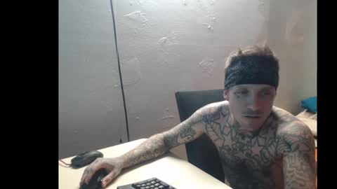 Snapshot of jake265897 chatting on October 24, 12:41 am showingitoff online show from October 24, 12:41 am