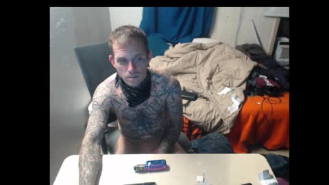 Snapshot of jake265897 chatting on October 28, 5:55 am showingitoff online show from October 28, 5:55 am