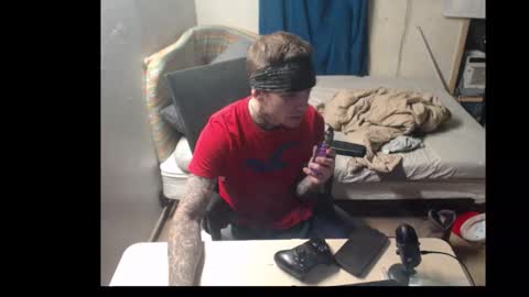 Snapshot of jake265897 chatting on November 1, 5:53 am showingitoff online show from November 1, 5:53 am