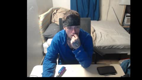 Snapshot of jake265897 chatting on November 2, 1:19 am showingitoff online show from November 2, 1:19 am