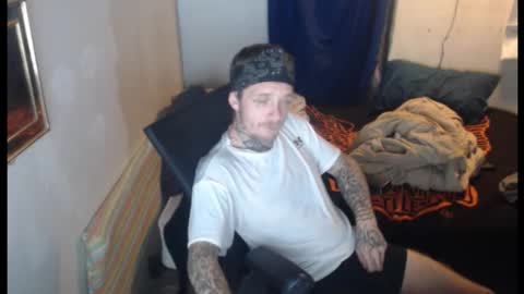 Snapshot of jake265897 chatting on November 21, 6:23 am showingitoff online show from November 21, 6:23 am