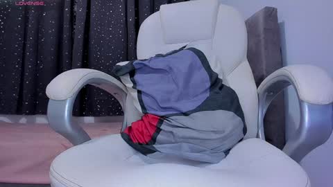 JAKE online show from December 11, 10:25 am