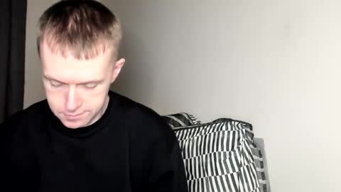 Snapshot of jake_hudson chatting on December 22, 12:18 am jake_hudson online show from December 22, 12:18 am