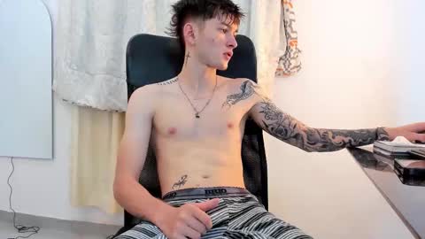 Snapshot of jake_kyle chatting on November 11, 10:10 pm Jake online show from November 11, 10:10 pm