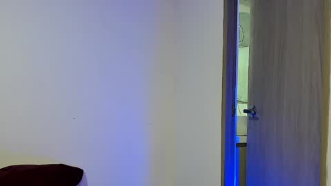 Snapshot of jakee_brown chatting on February 6, 6:08 am Santiago online show from February 6, 6:08 am