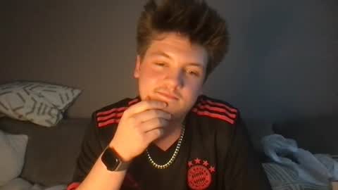 Snapshot of jakefoxfend chatting on August 6, 6:43 pm jake fox online show from August 6, 6:43 pm