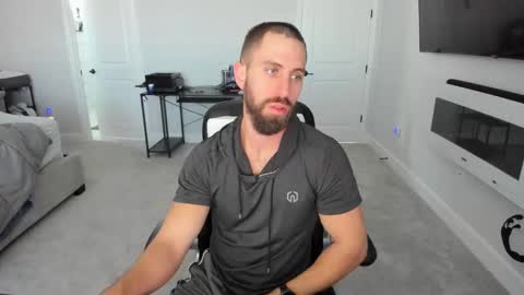 Jake Orion online show from February 6, 8:45 pm