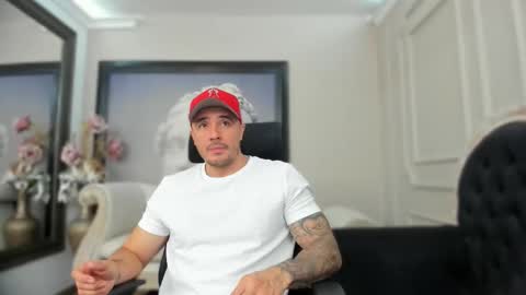 jakestone_1 online show from October 24, 1:46 am