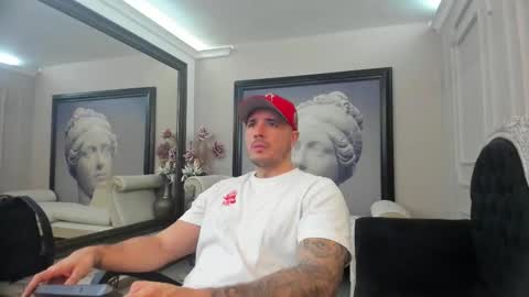 jakestone_1 online show from January 7, 2:14 am