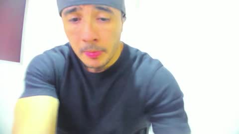 Snapshot of jakestone_1 chatting on January 31, 8:18 pm jakestone_1 online show from January 31, 8:18 pm