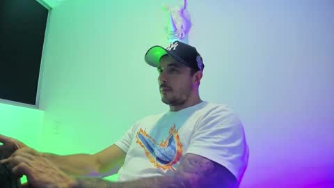 Snapshot of jakestone_1 chatting on February 17, 1:46 am jakestone_1 online show from February 17, 1:46 am