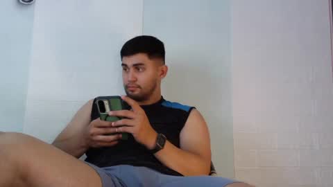 Hello I am jake online show from June 22, 6:16 pm