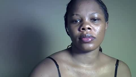 Snapshot of jalia12 chatting on June 15, 6:37 am jalia12 online show from June 15, 6:37 am