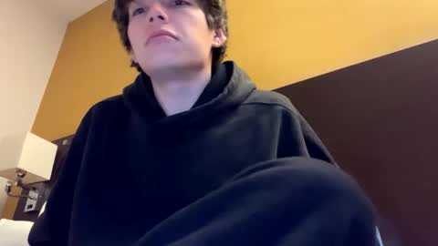 August online show from December 31, 8:15 am