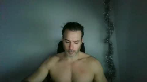 jam3s5959 online show from December 15, 2:08 am