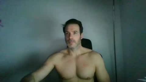 jam3s5959 online show from February 9, 9:28 pm