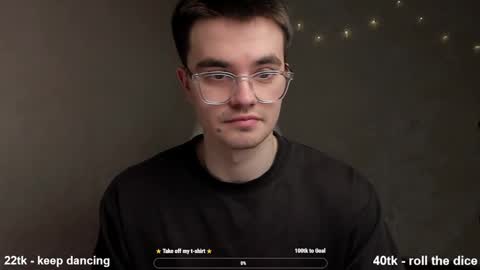 Snapshot of jame_flow chatting on March 4, 9:00 pm Hey there Im Jame online show from March 4, 9:00 pm