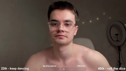 Snapshot of jame_flow chatting on March 7, 2:46 am Hey there Im Jame online show from March 7, 2:46 am