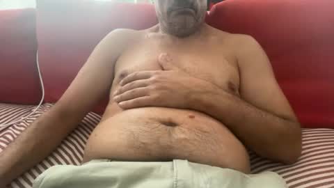 Snapshot of jamelgo79 chatting on July 4, 10:10 am jamelgo online show from July 4, 10:10 am
