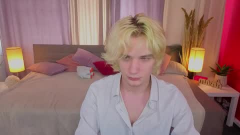 JameMiller online show from April 23, 12:29 pm