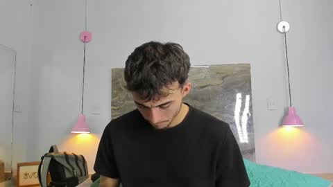 Snapshot of james_06_ chatting on April 22, 11:34 am james_06_ online show from April 22, 11:34 am