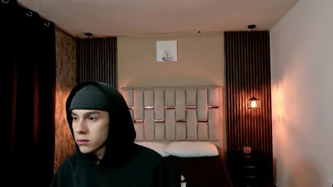 james_adamss_ online show from February 10, 12:20 pm