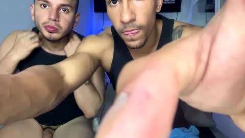 james_and_max online show from March 7, 1:09 am