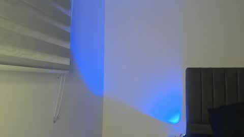 james_and_max online show from May 28, 1:25 am