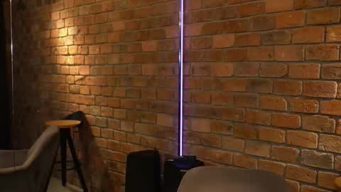 James Axel online show from September 21, 1:46 pm