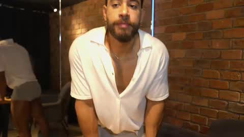 James Axel online show from January 17, 2:22 pm