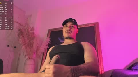 Snapshot of james_carter7 chatting on June 25, 7:07 pm Juan online show from June 25, 7:07 pm