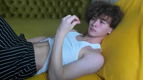 james_colleman online show from November 29, 8:45 pm